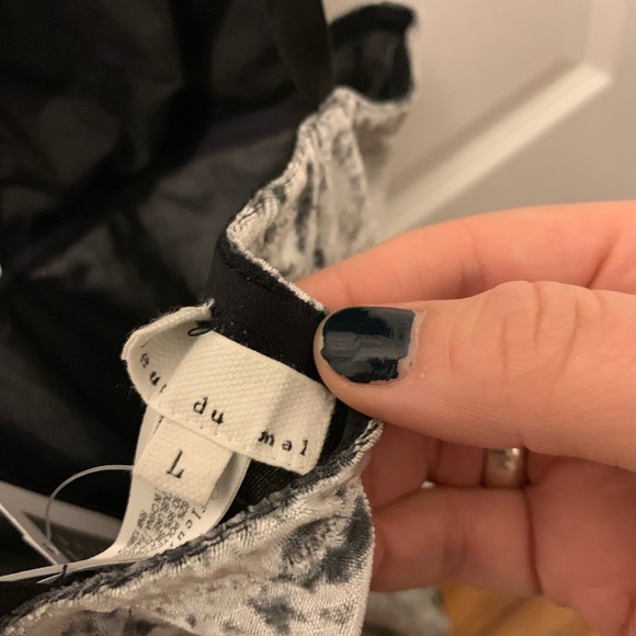 Fleur du mal velvet bodysuit - Picture 5 of 5